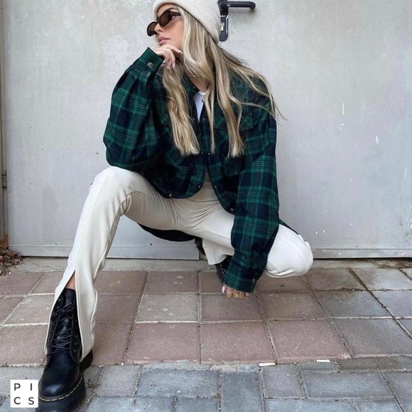 Front Slit pants - Picture 5 of 5